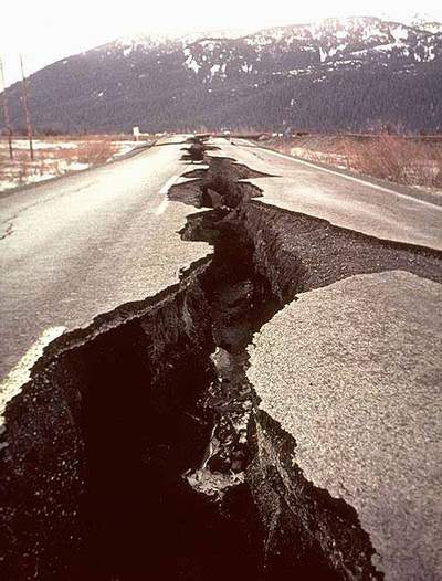 وصف ظاهرة الزلازل
