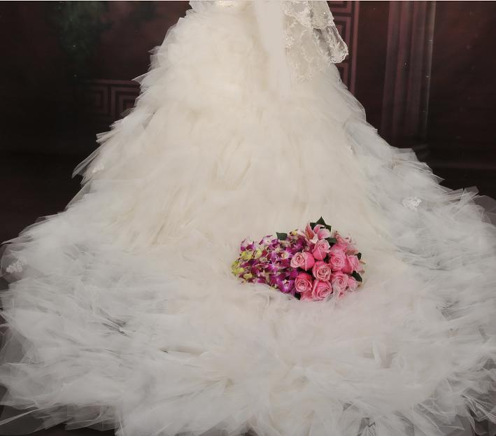 تفسير حلم لبس فستان الزفاف الابيض للعزباء لابن سيرين المنام